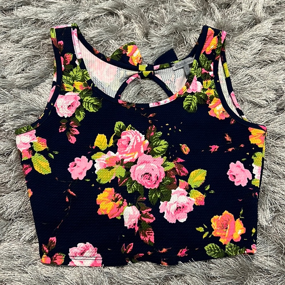 Crop Top 🌺🌸🌺
